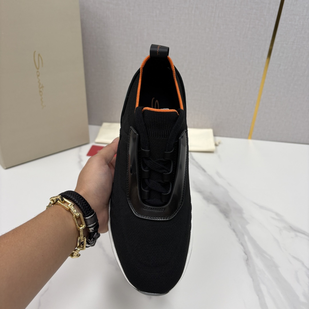 💋💍Santon* (圣东-尼）意大利男士针织压花低帮运动鞋出货！这个意大利纯手工鞋履品牌的每一双鞋设计