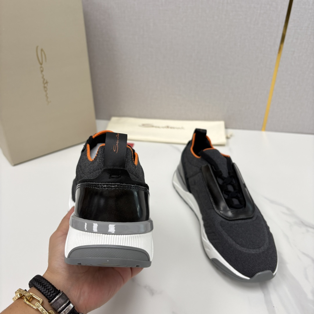 💋💍Santon* (圣东-尼）意大利男士针织压花低帮运动鞋出货！这个意大利纯手工鞋履品牌的每一双鞋设计