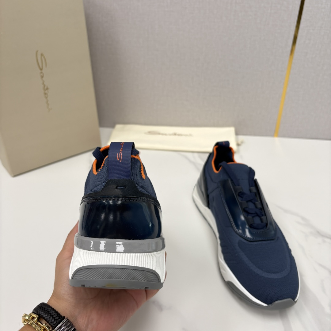 💋💍Santon* (圣东-尼）意大利男士针织压花低帮运动鞋出货！这个意大利纯手工鞋履品牌的每一双鞋设计