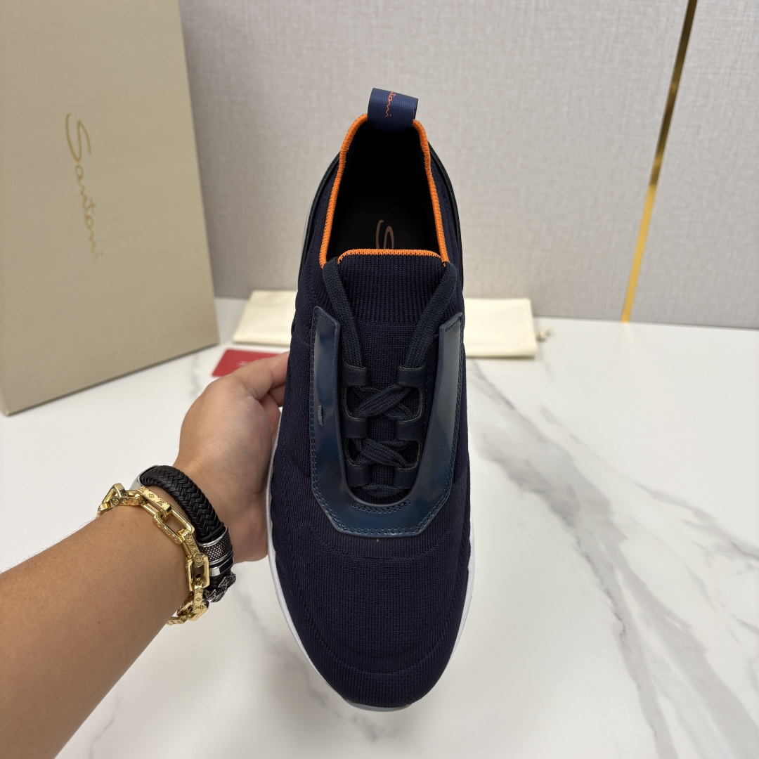 💋💍Santon* (圣东-尼）意大利男士针织压花低帮运动鞋出货！这个意大利纯手工鞋履品牌的每一双鞋设计