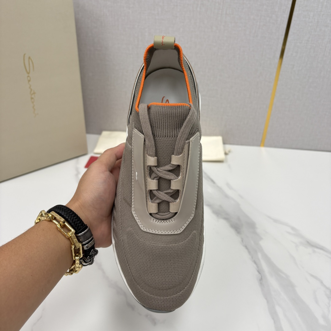 💋💍Santon* (圣东-尼）意大利男士针织压花低帮运动鞋出货！这个意大利纯手工鞋履品牌的每一双鞋设计