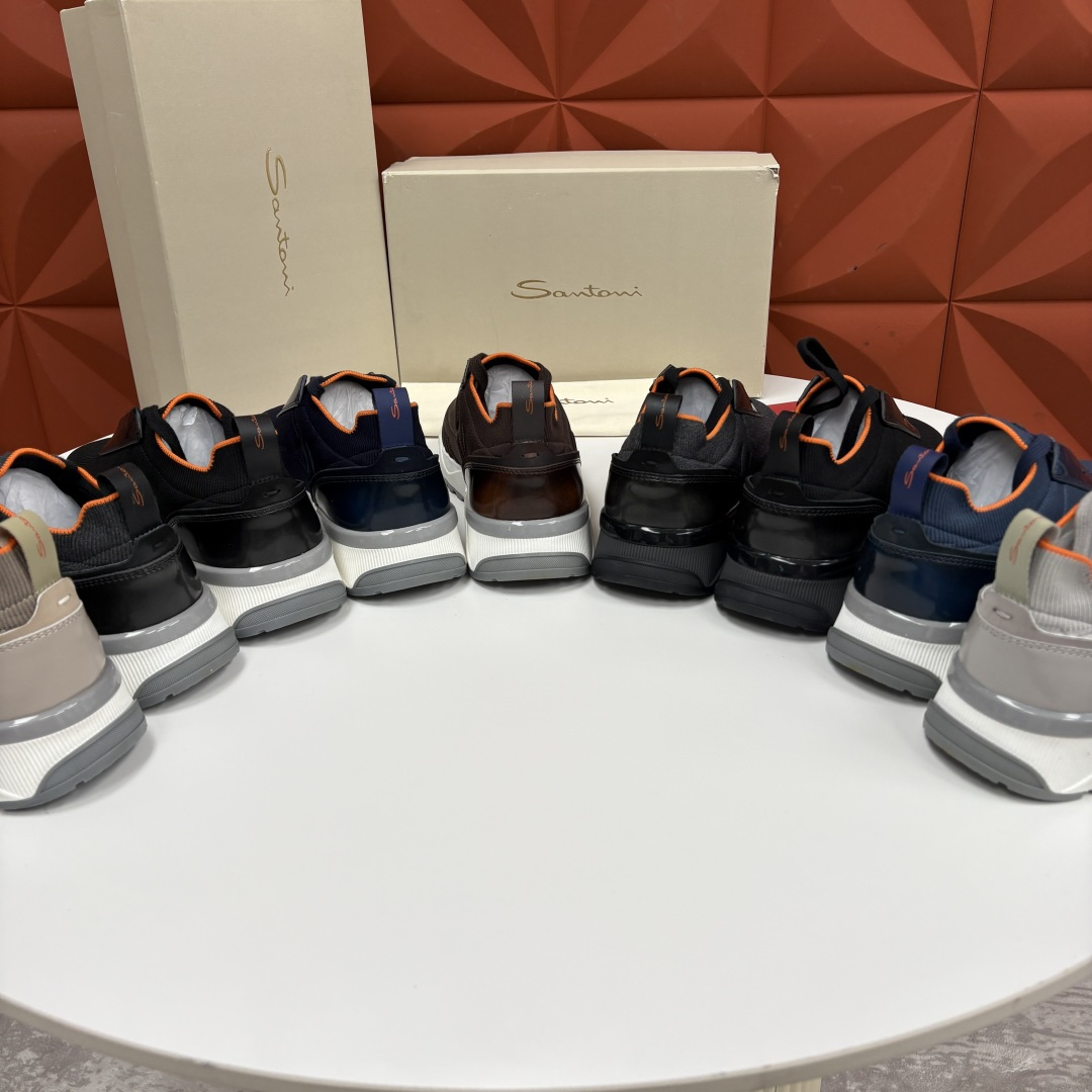 💋💍Santon* (圣东-尼）意大利男士针织压花低帮运动鞋出货！这个意大利纯手工鞋履品牌的每一双鞋设计