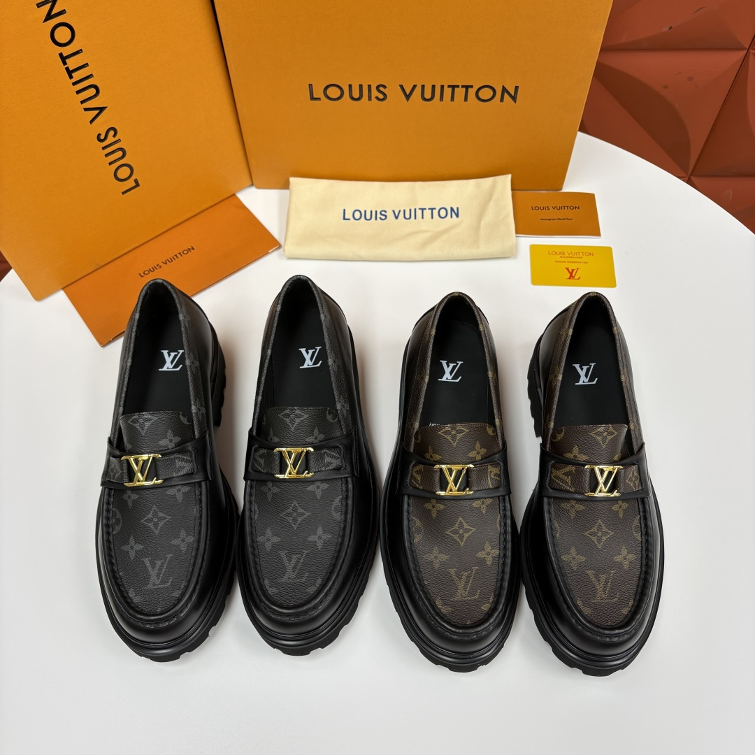 💋💍L家新品  LOUI* 路易*威登   厚底乐福鞋 经典与潮流的双重演绎      以顶级工艺重塑男