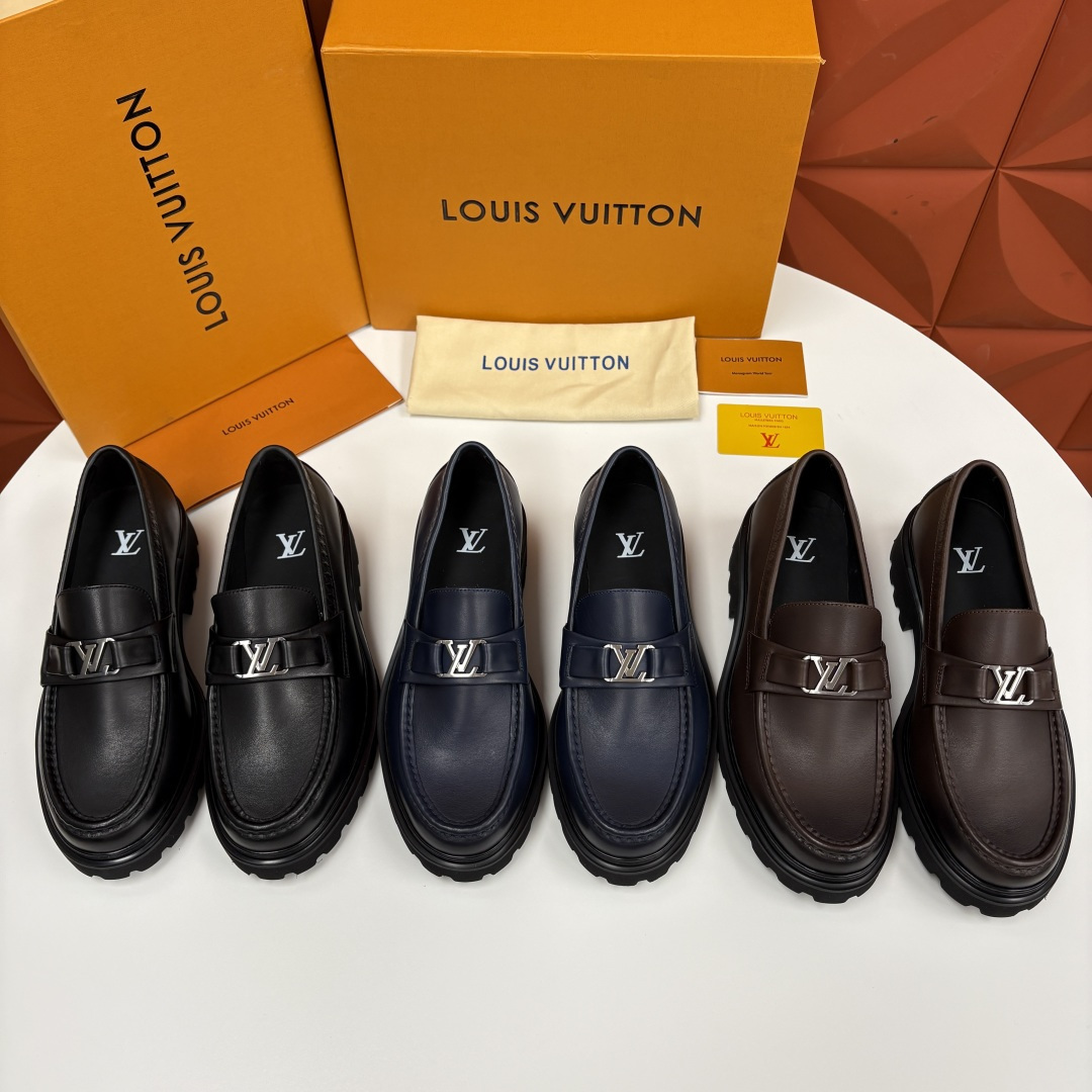 💋💍L家新品  LOUI* 路易*威登   厚底乐福鞋 经典与潮流的双重演绎      以顶级工艺重塑男