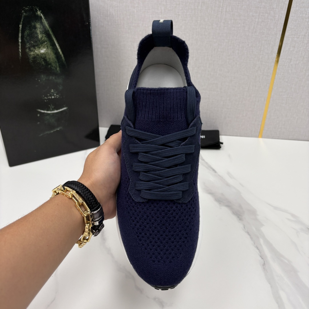 💋💍Magnanni 男士新款  Magnanni作为西班牙高端轻奢男装品牌，由 sebastian b