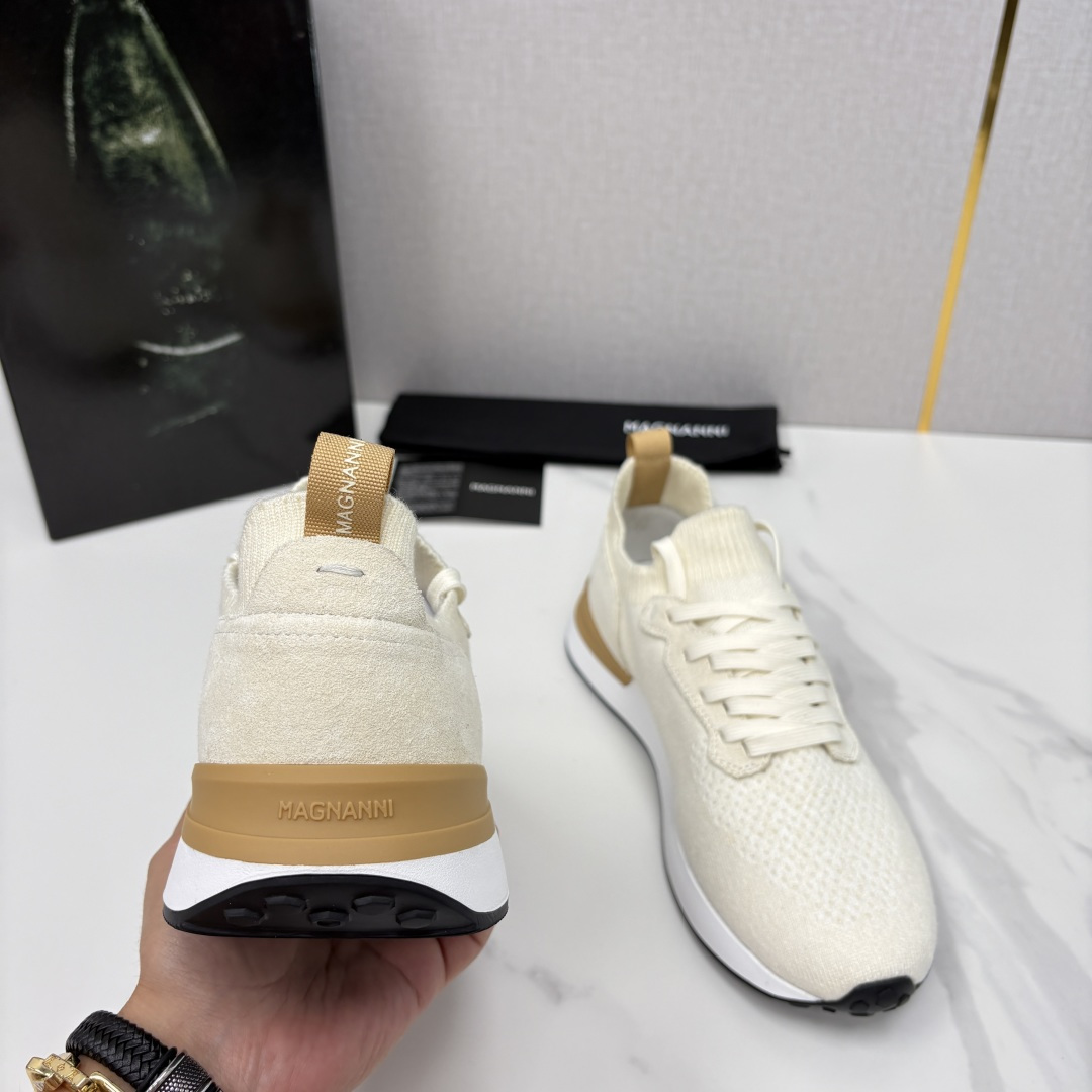 💋💍Magnanni 男士新款  Magnanni作为西班牙高端轻奢男装品牌，由 sebastian b