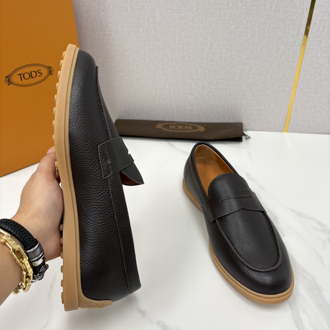 💋💍TOD*S  托德-斯 新品拉菲草（汤德森）OTV绒面皮革乐福鞋上🆕  官方  6,300   本款