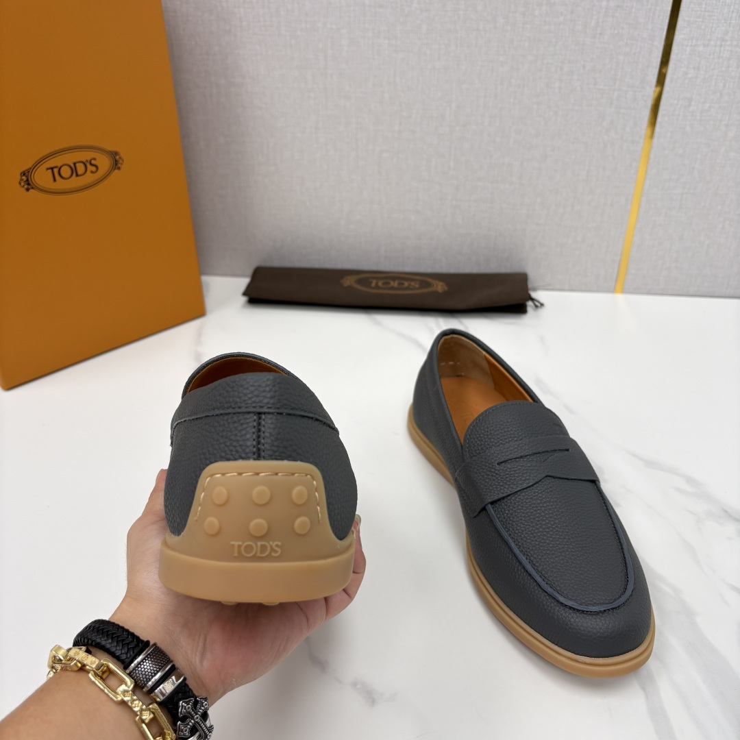 💋💍TOD*S  托德-斯 新品拉菲草（汤德森）OTV绒面皮革乐福鞋上🆕  官方  6,300   本款
