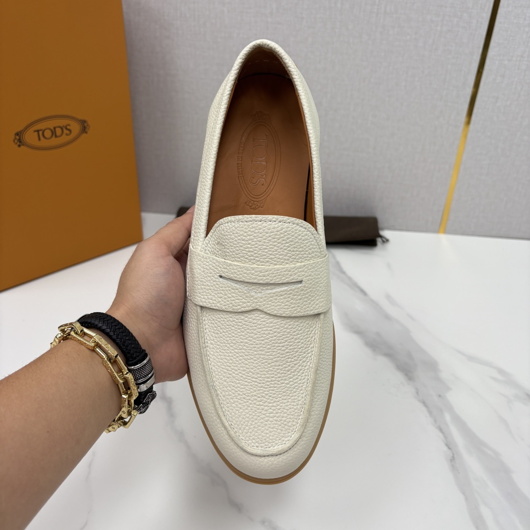 💋💍TOD*S  托德-斯 新品拉菲草（汤德森）OTV绒面皮革乐福鞋上🆕  官方  6,300   本款