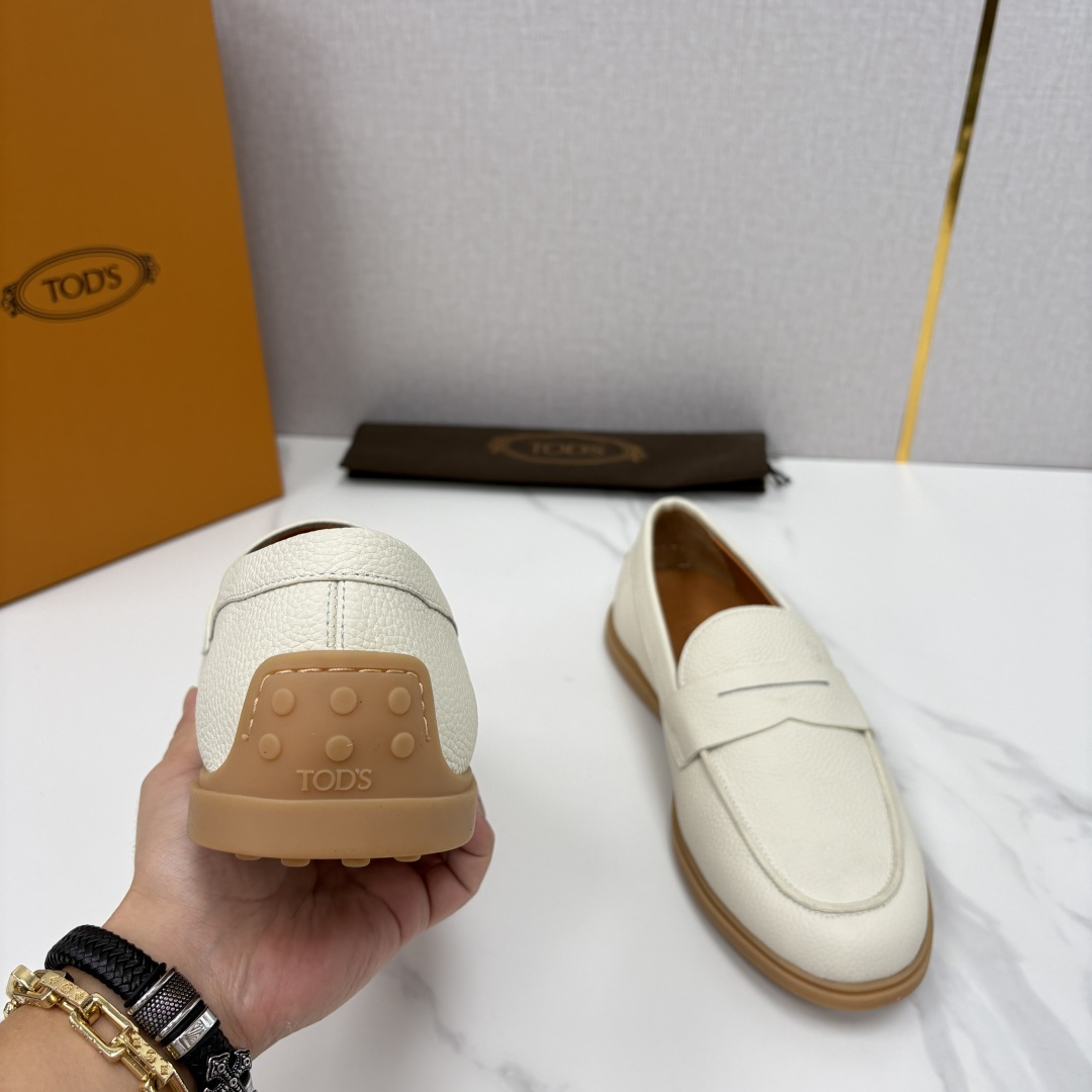 💋💍TOD*S  托德-斯 新品拉菲草（汤德森）OTV绒面皮革乐福鞋上🆕  官方  6,300   本款