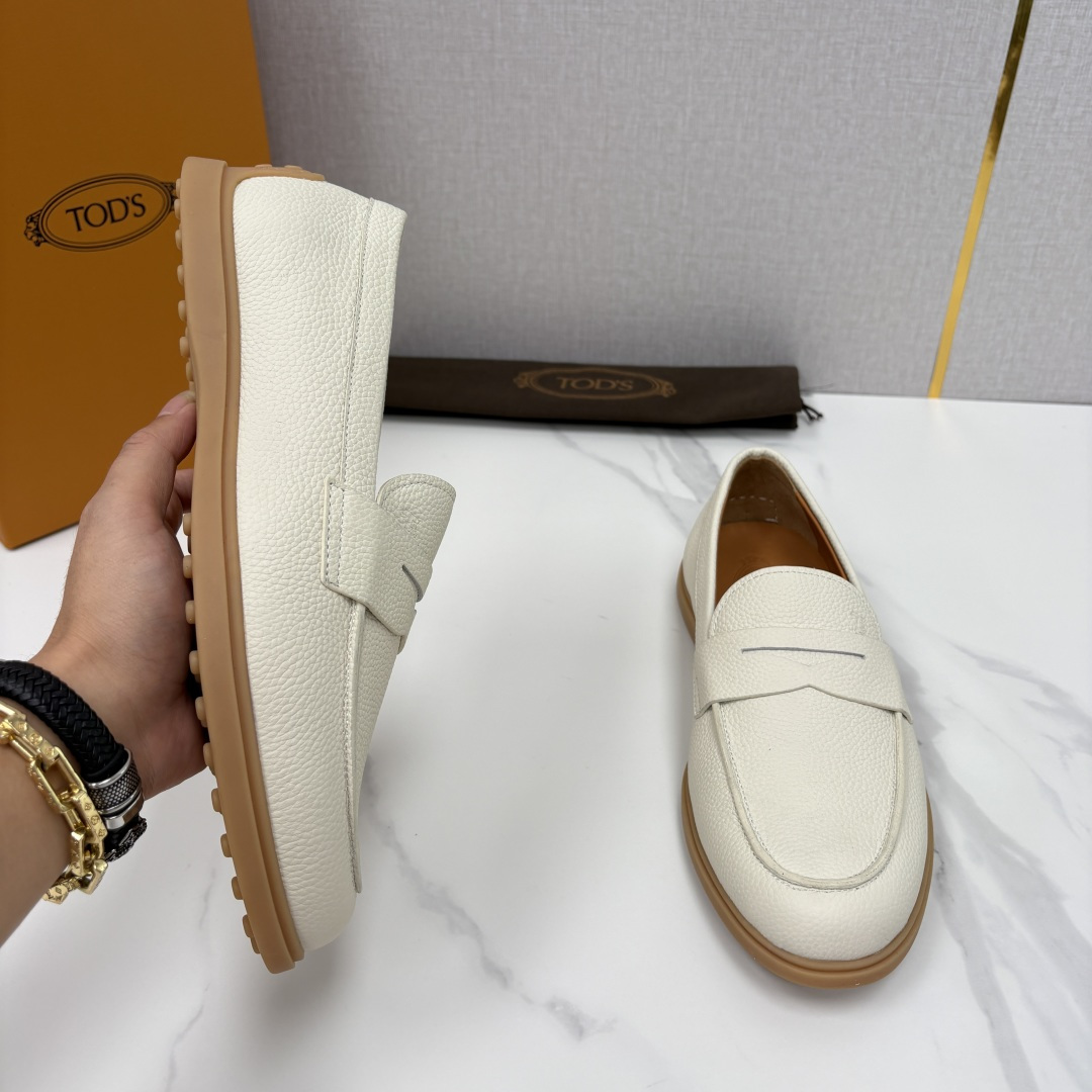 💋💍TOD*S  托德-斯 新品拉菲草（汤德森）OTV绒面皮革乐福鞋上🆕  官方  6,300   本款