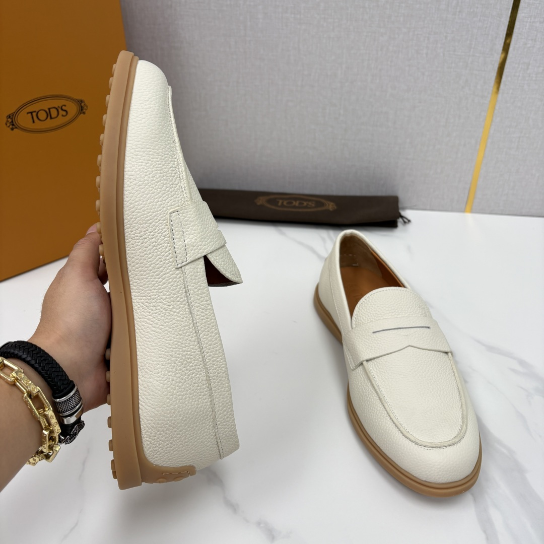 💋💍TOD*S  托德-斯 新品拉菲草（汤德森）OTV绒面皮革乐福鞋上🆕  官方  6,300   本款