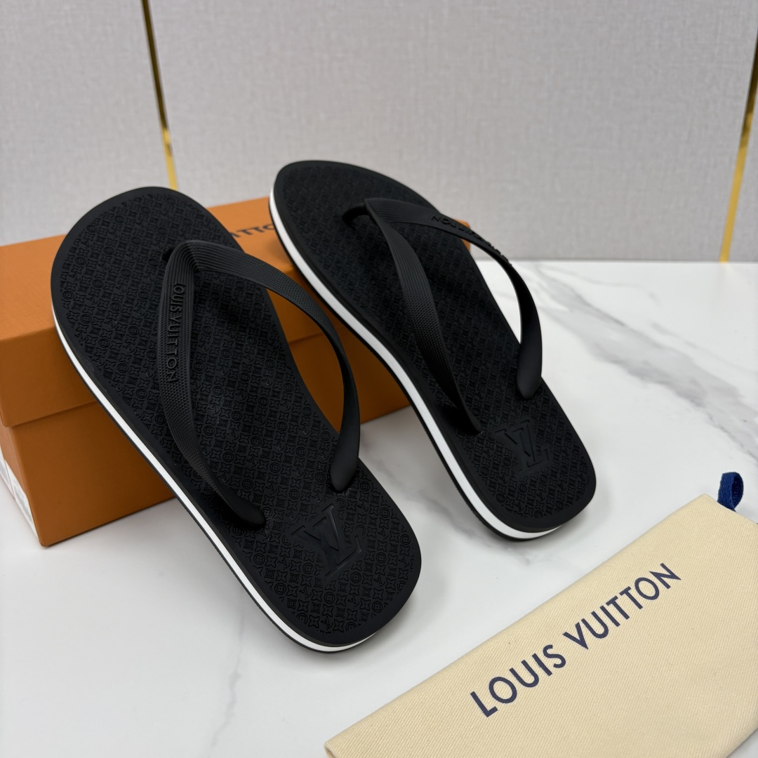 💋💍L家经典款 代购级 ☄️MOLITOR 人字拖鞋  夏日的必备鞋款，L*V这款防水橡胶拖鞋，独家私模