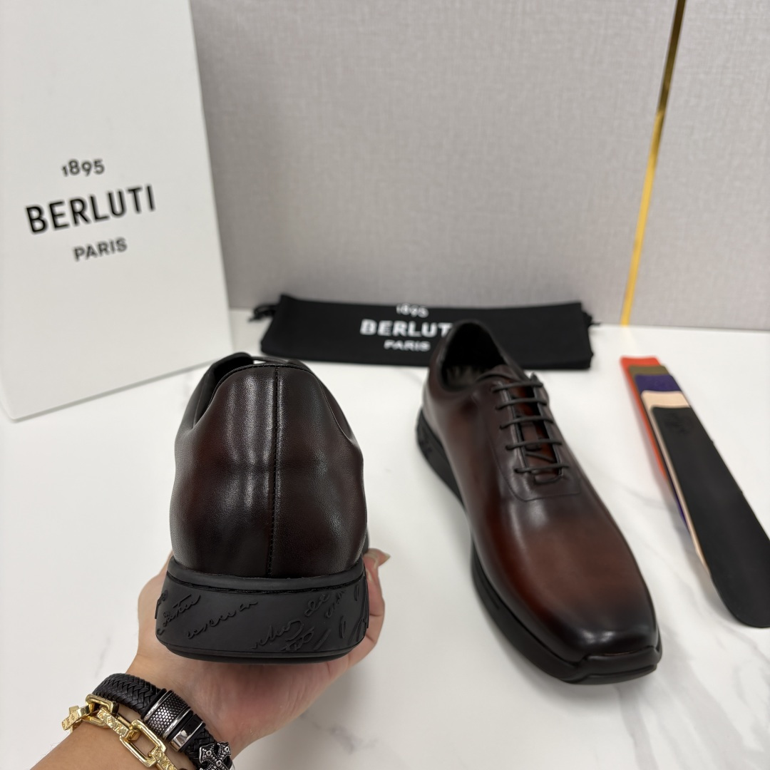 💋💍 Berluti 布鲁提 新品上架  👞 Metropolitan 图纹皮革牛津鞋    百年匠心，