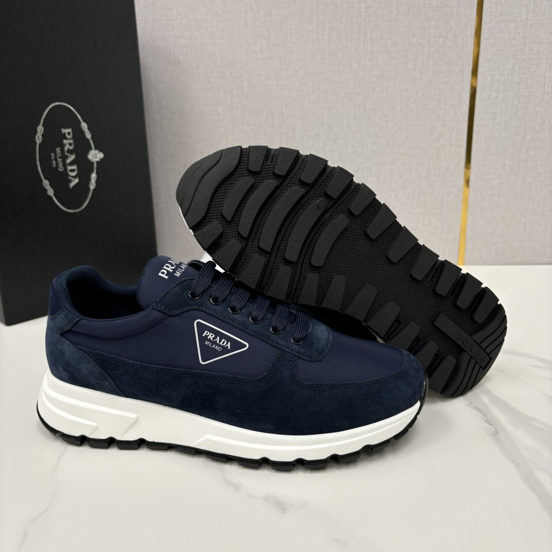 💋💍P家 普拉-达 PRAX 1 Re-Nylon 再生尼龙和亮面皮革运动鞋 官方7，200 采用进口开