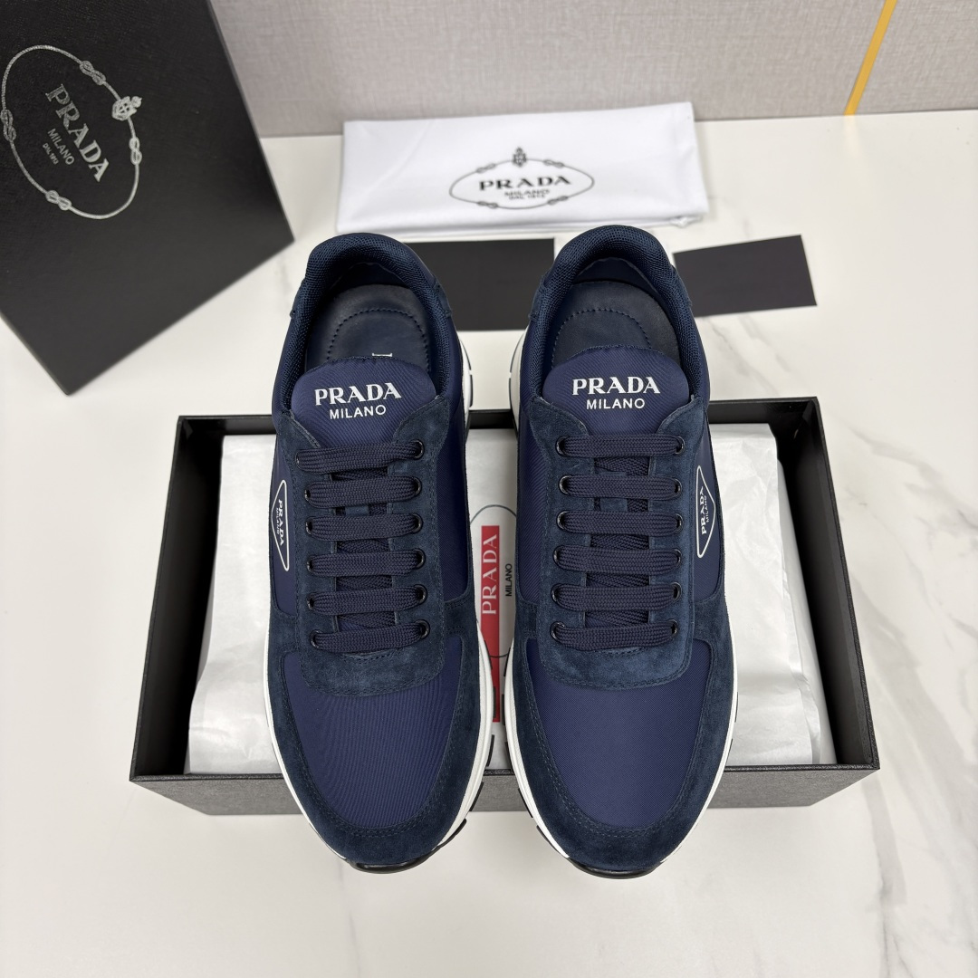 💋💍P家 普拉-达 PRAX 1 Re-Nylon 再生尼龙和亮面皮革运动鞋 官方7，200 采用进口开