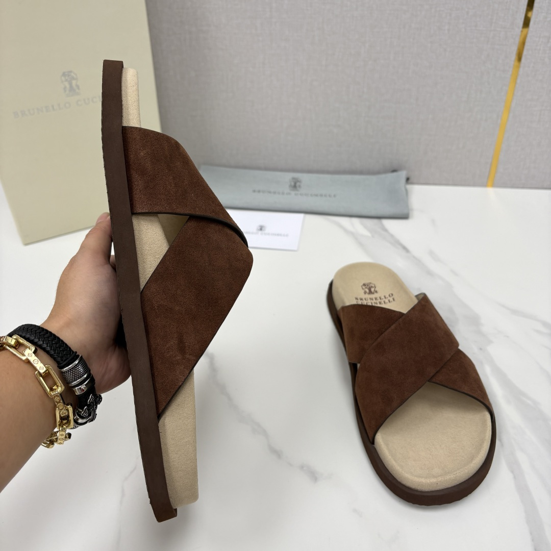 💋💍BC家  新品凉拖鞋 Brunell* Cucinell*  官方 5,700  考究的材料精美了这