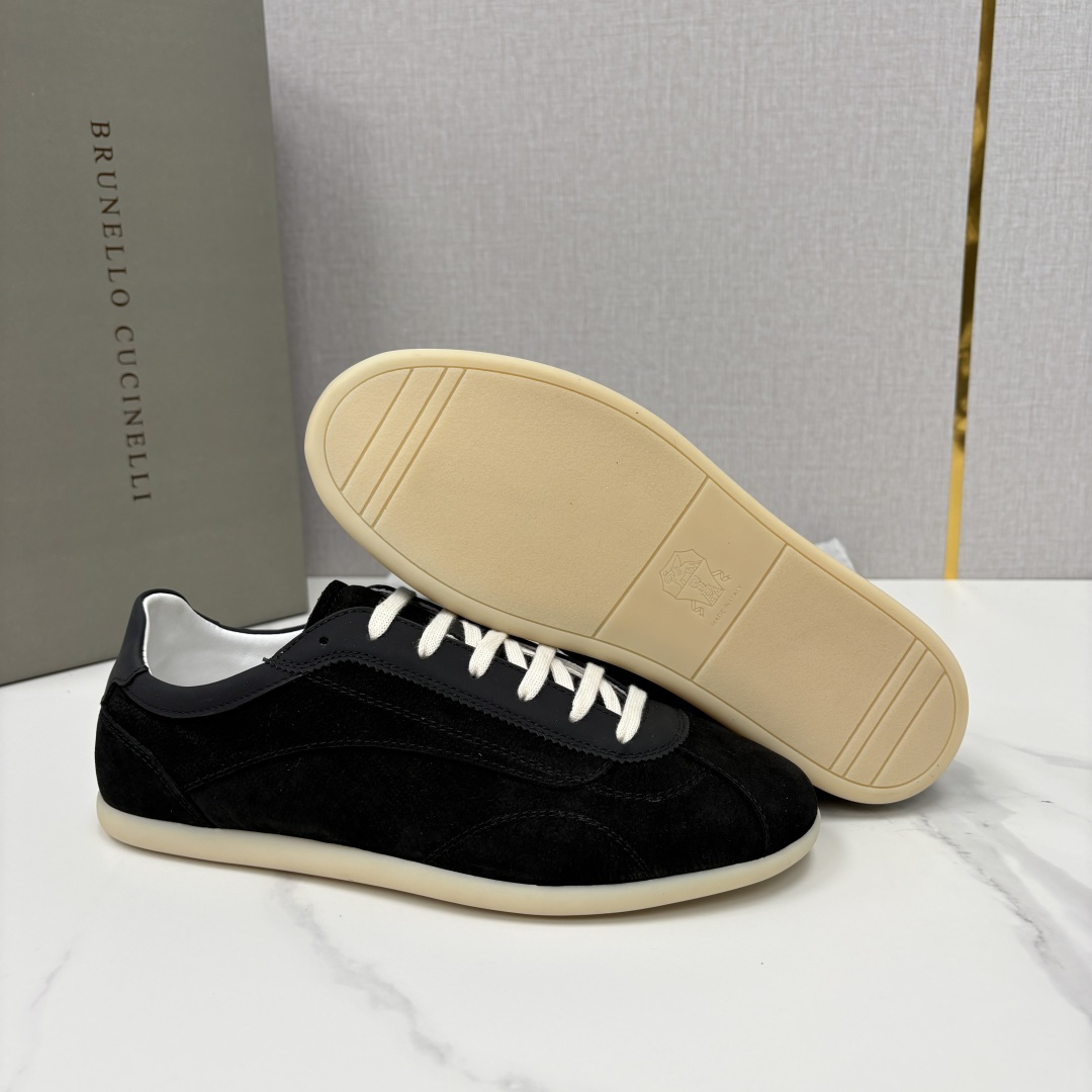 💋💍BC家 Brunello Cucinell*  绒面革德训纤薄胶底鞋   官方  8,300    
