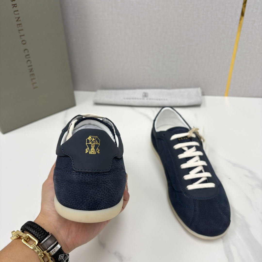 💋💍BC家 Brunello Cucinell*  绒面革德训纤薄胶底鞋   官方  8,300    