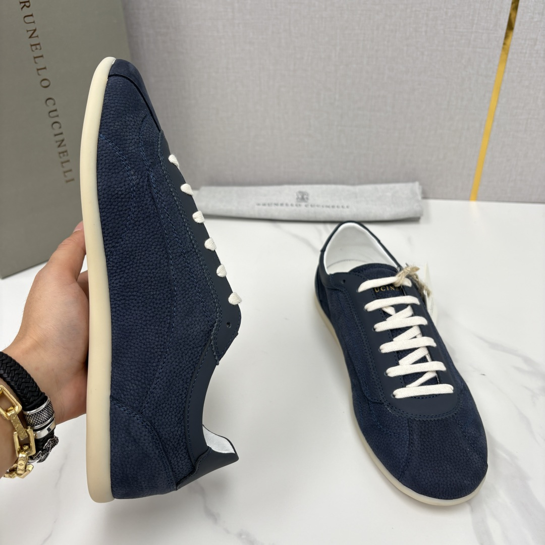 💋💍BC家 Brunello Cucinell*  绒面革德训纤薄胶底鞋   官方  8,300    