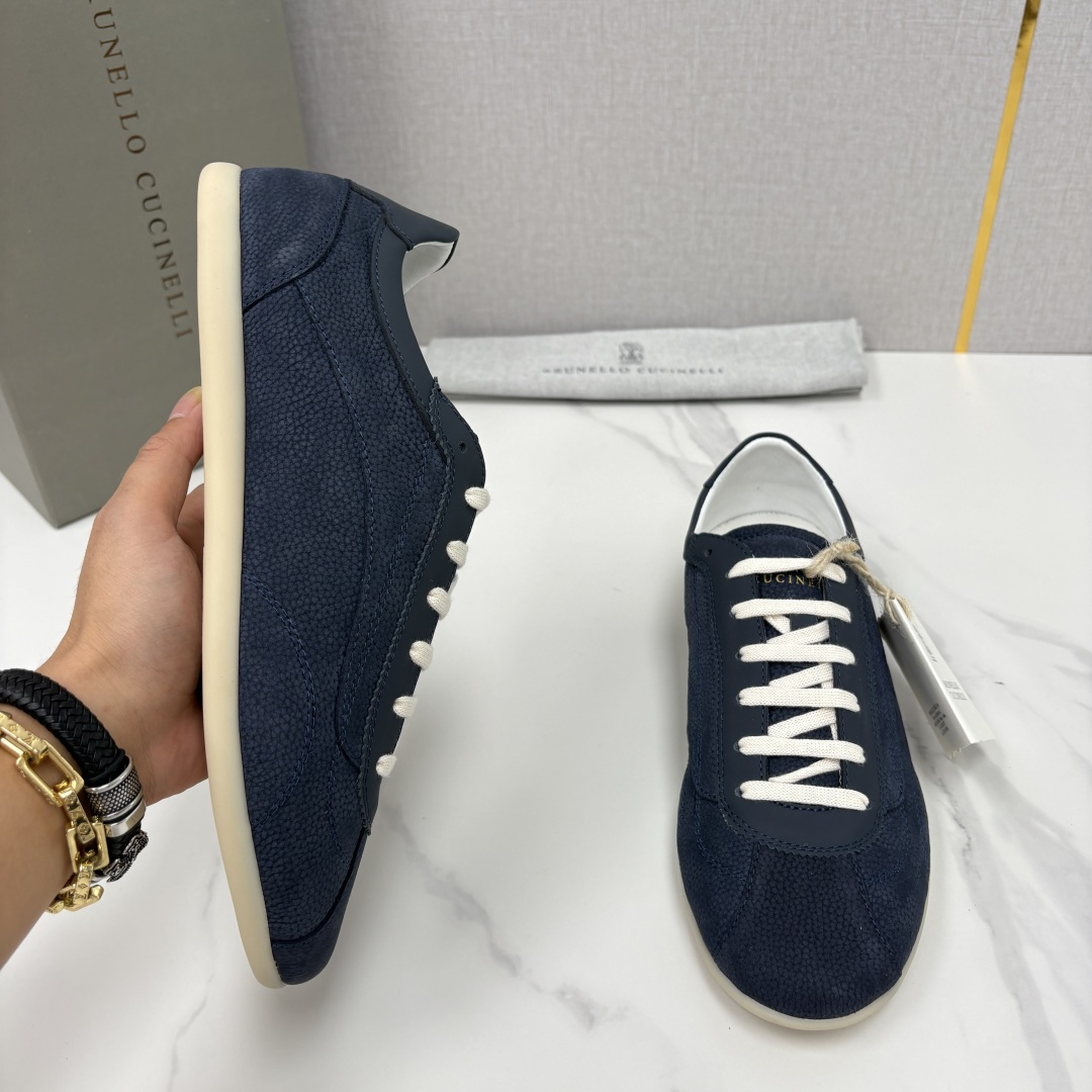 💋💍BC家 Brunello Cucinell*  绒面革德训纤薄胶底鞋   官方  8,300    