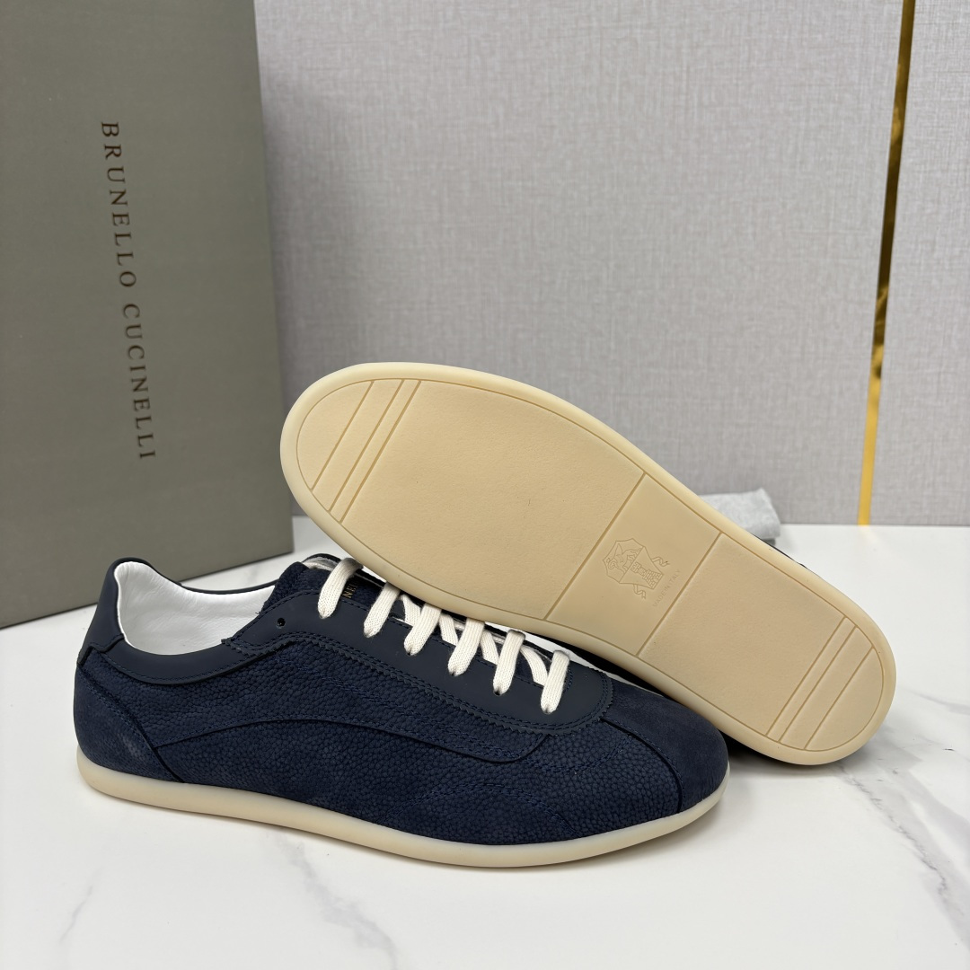 💋💍BC家 Brunello Cucinell*  绒面革德训纤薄胶底鞋   官方  8,300    