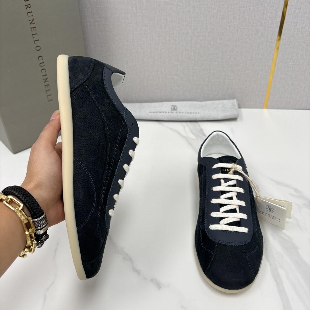 💋💍BC家 Brunello Cucinell*  绒面革德训纤薄胶底鞋   官方  8,300    