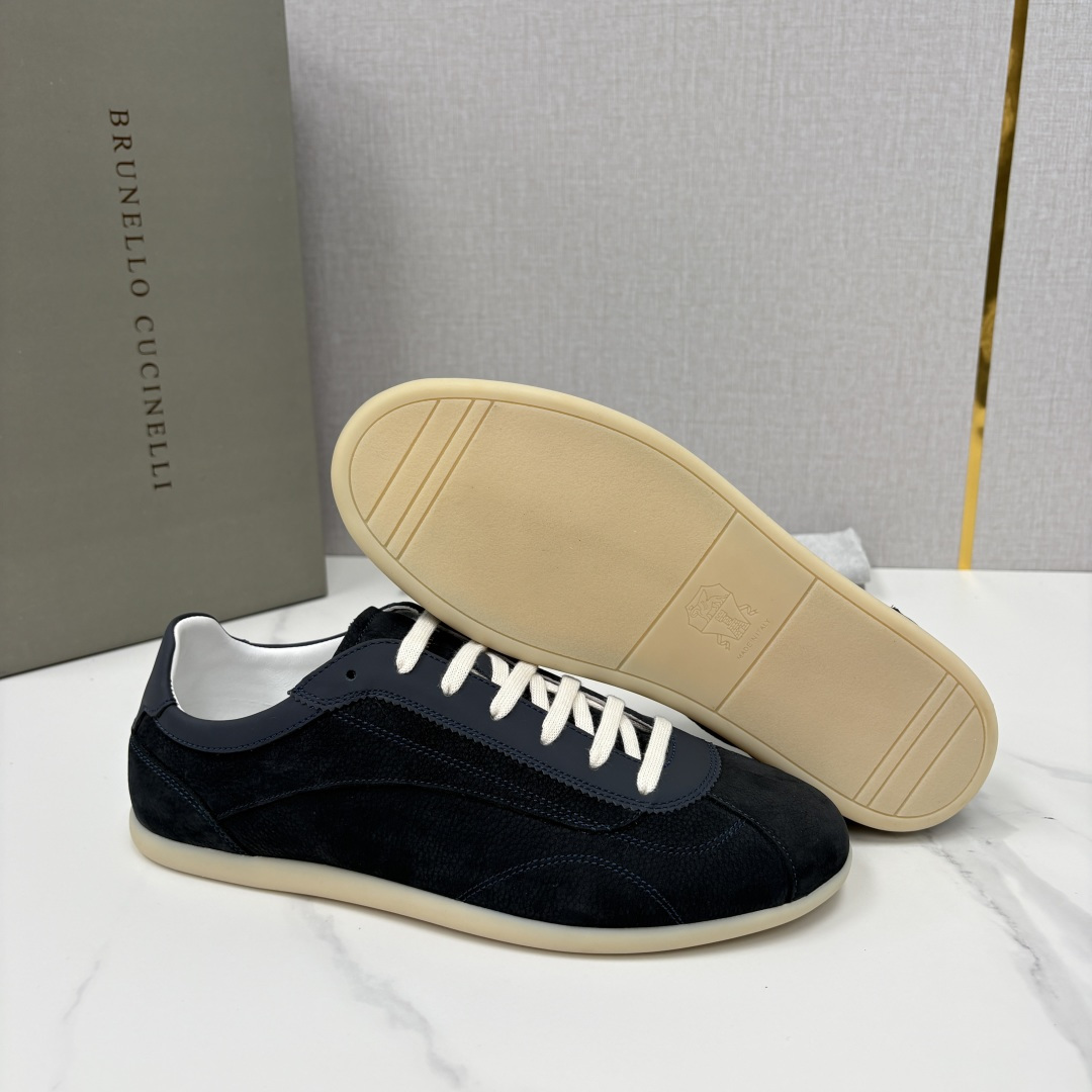 💋💍BC家 Brunello Cucinell*  绒面革德训纤薄胶底鞋   官方  8,300    