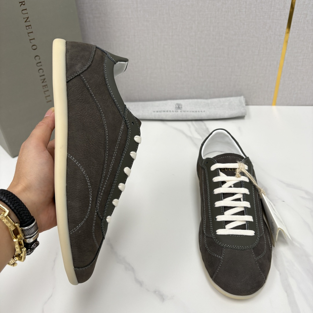 💋💍BC家 Brunello Cucinell*  绒面革德训纤薄胶底鞋   官方  8,300    