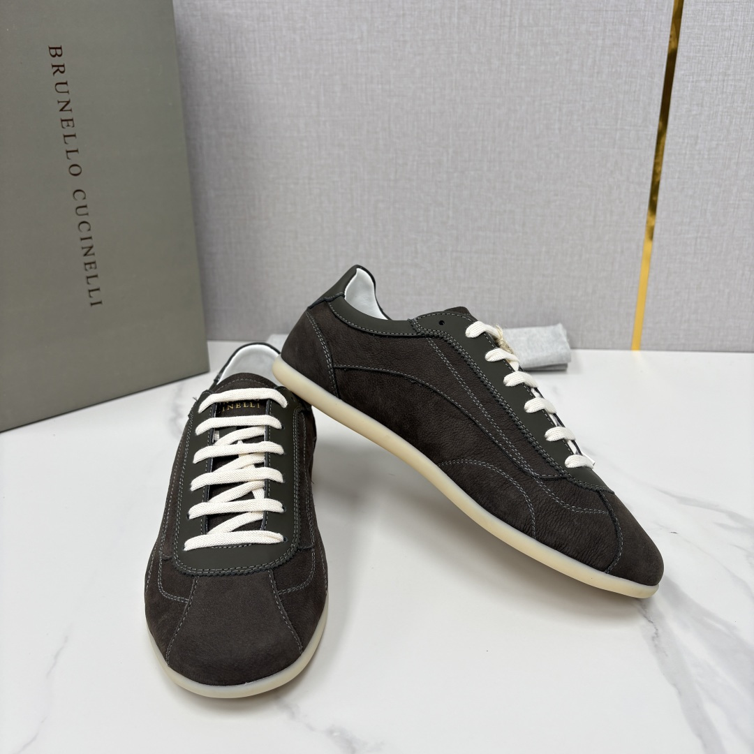 💋💍BC家 Brunello Cucinell*  绒面革德训纤薄胶底鞋   官方  8,300    