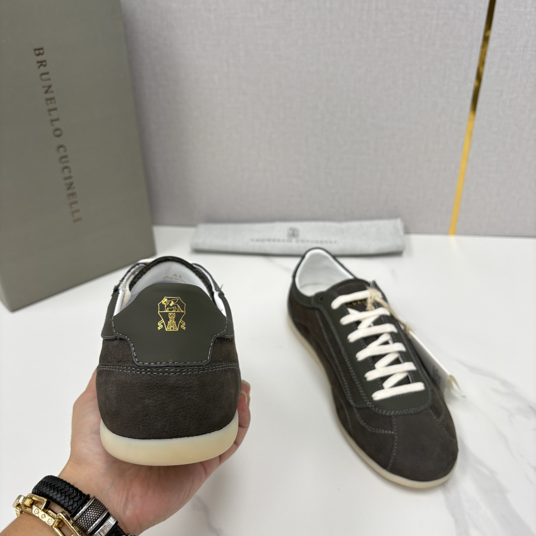 💋💍BC家 Brunello Cucinell*  绒面革德训纤薄胶底鞋   官方  8,300    