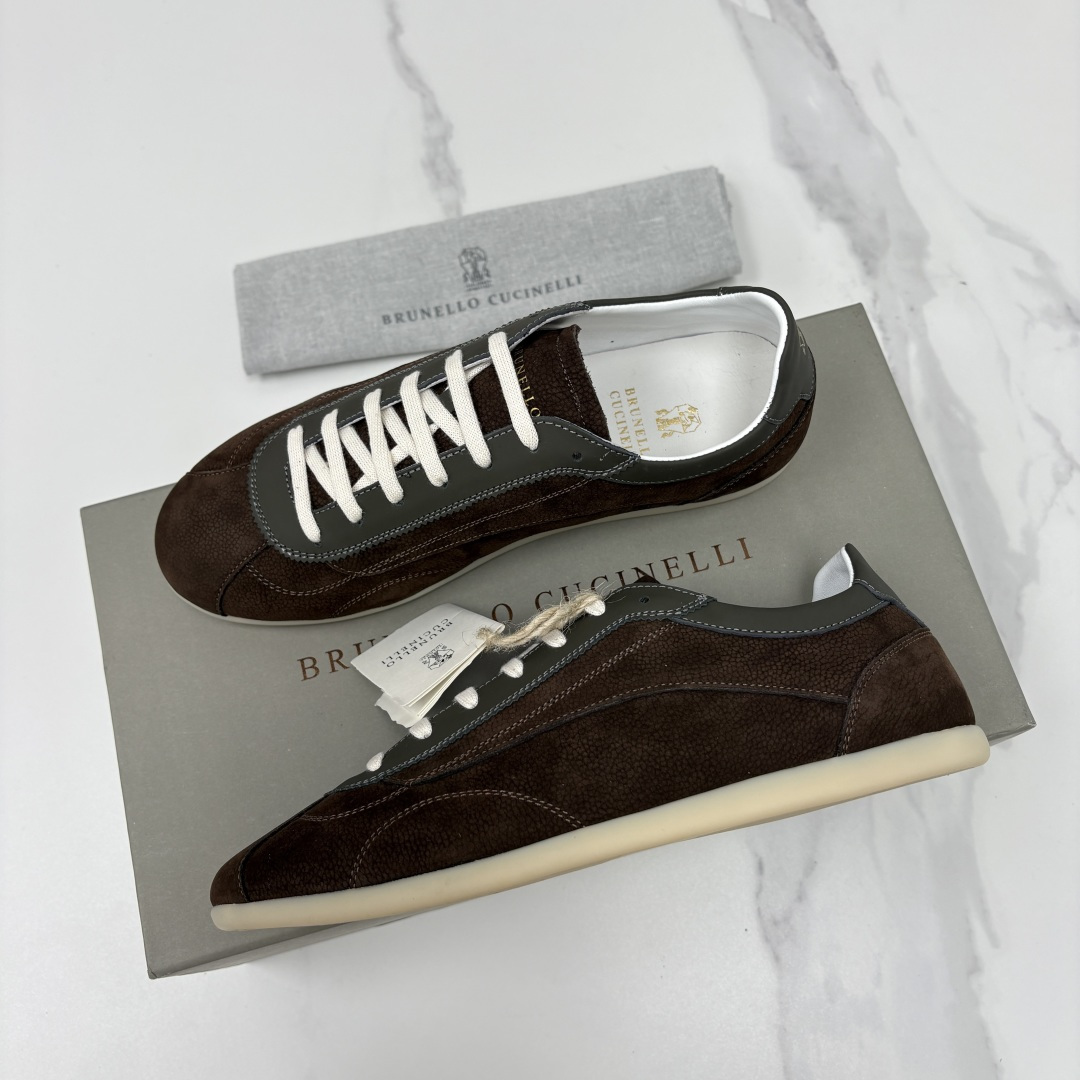 💋💍BC家 Brunello Cucinell*  绒面革德训纤薄胶底鞋   官方  8,300    