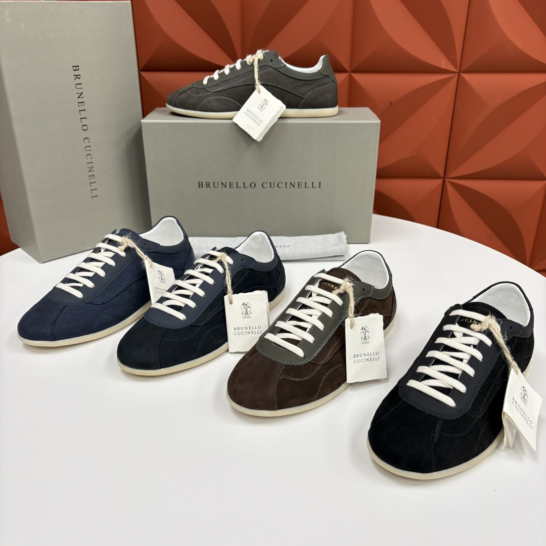 💋💍BC家 Brunello Cucinell*  绒面革德训纤薄胶底鞋   官方  8,300    