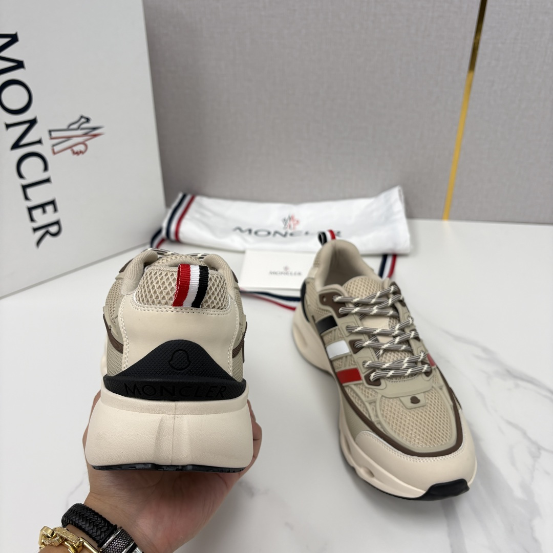 💋💍Moncle*   蒙-口   新品男士休闲运动鞋     选用多种材质拼接撞色设计   具有舒适防