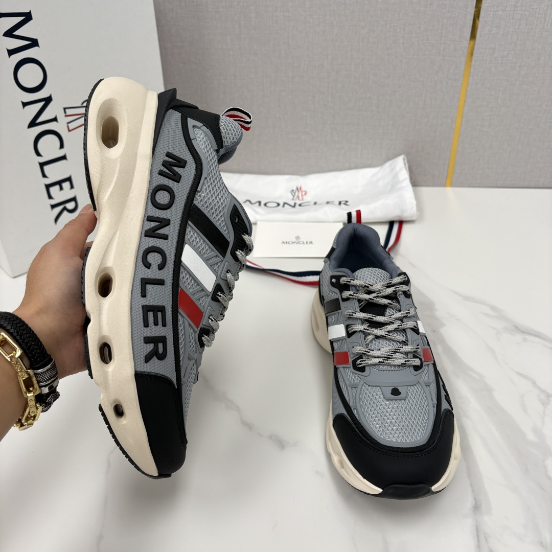 💋💍Moncle*   蒙-口   新品男士休闲运动鞋     选用多种材质拼接撞色设计   具有舒适防