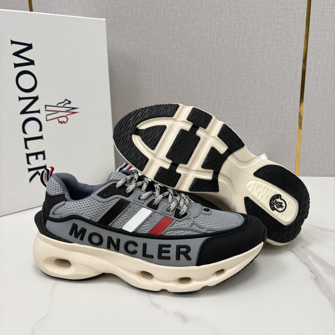 💋💍Moncle*   蒙-口   新品男士休闲运动鞋     选用多种材质拼接撞色设计   具有舒适防