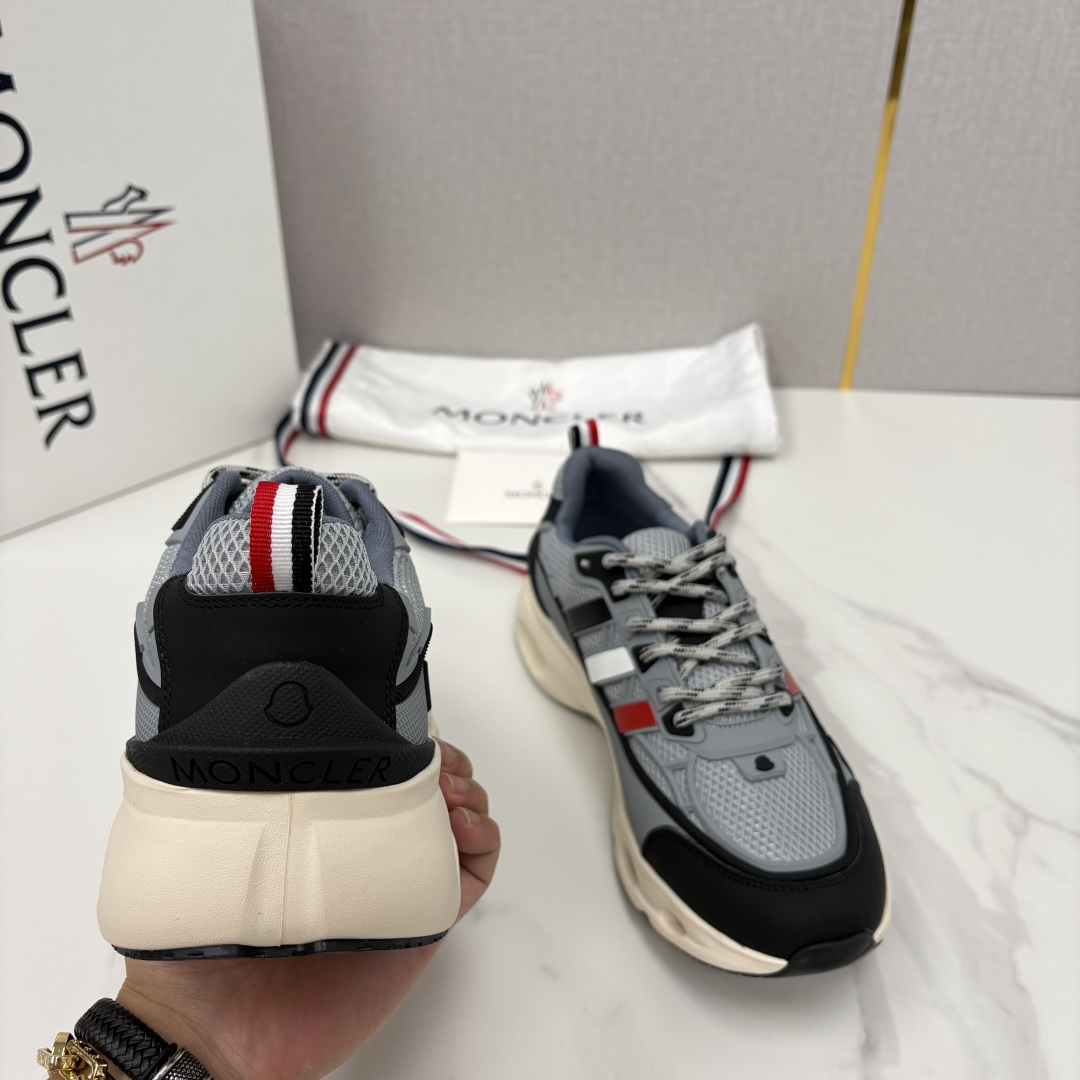 💋💍Moncle*   蒙-口   新品男士休闲运动鞋     选用多种材质拼接撞色设计   具有舒适防