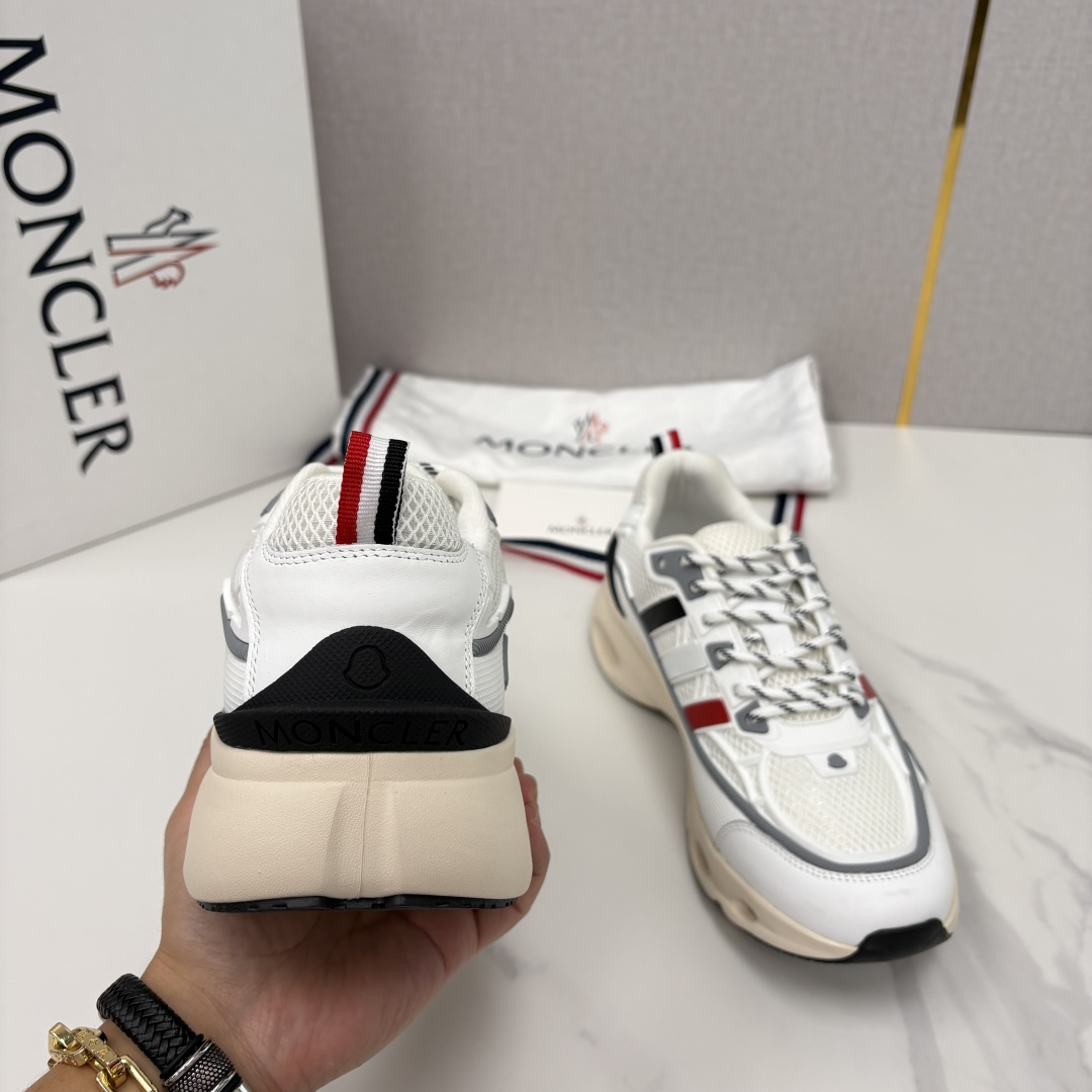 💋💍Moncle*   蒙-口   新品男士休闲运动鞋     选用多种材质拼接撞色设计   具有舒适防