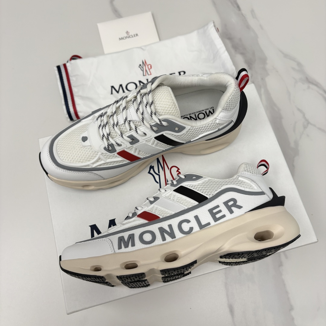 💋💍Moncle*   蒙-口   新品男士休闲运动鞋     选用多种材质拼接撞色设计   具有舒适防