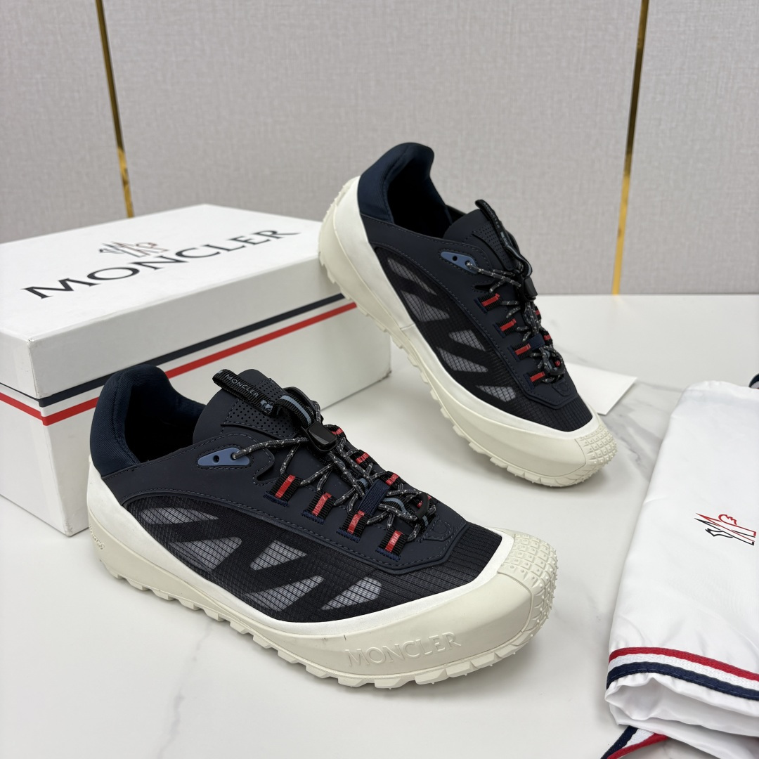 💋💍Moncle*   蒙-口   新品上新  男士运动鞋   官方 此款套穿式运动鞋的灵感源自品牌DN