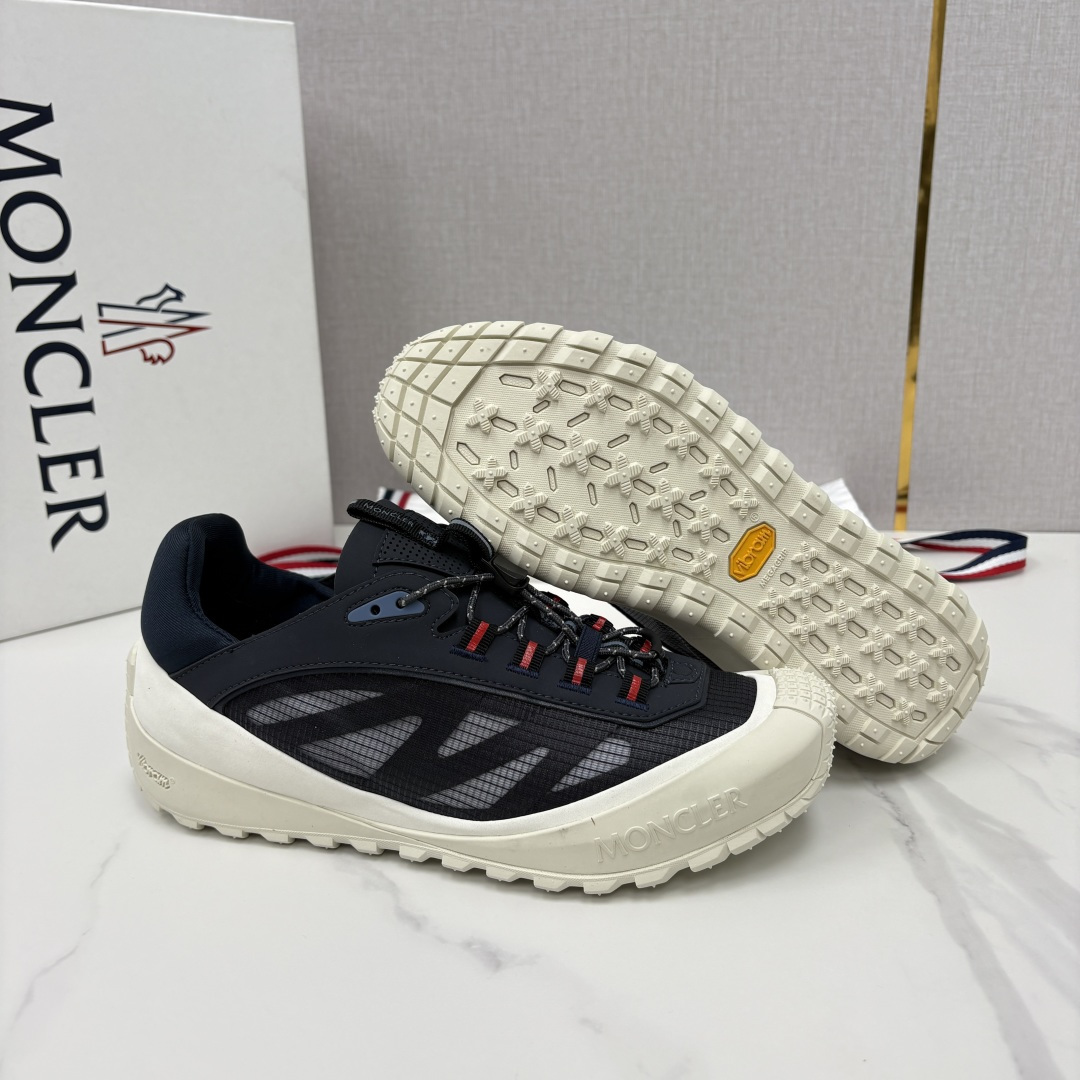 💋💍Moncle*   蒙-口   新品上新  男士运动鞋   官方 此款套穿式运动鞋的灵感源自品牌DN