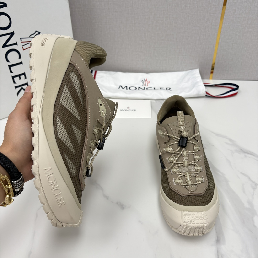 💋💍Moncle*   蒙-口   新品上新  男士运动鞋   官方 此款套穿式运动鞋的灵感源自品牌DN
