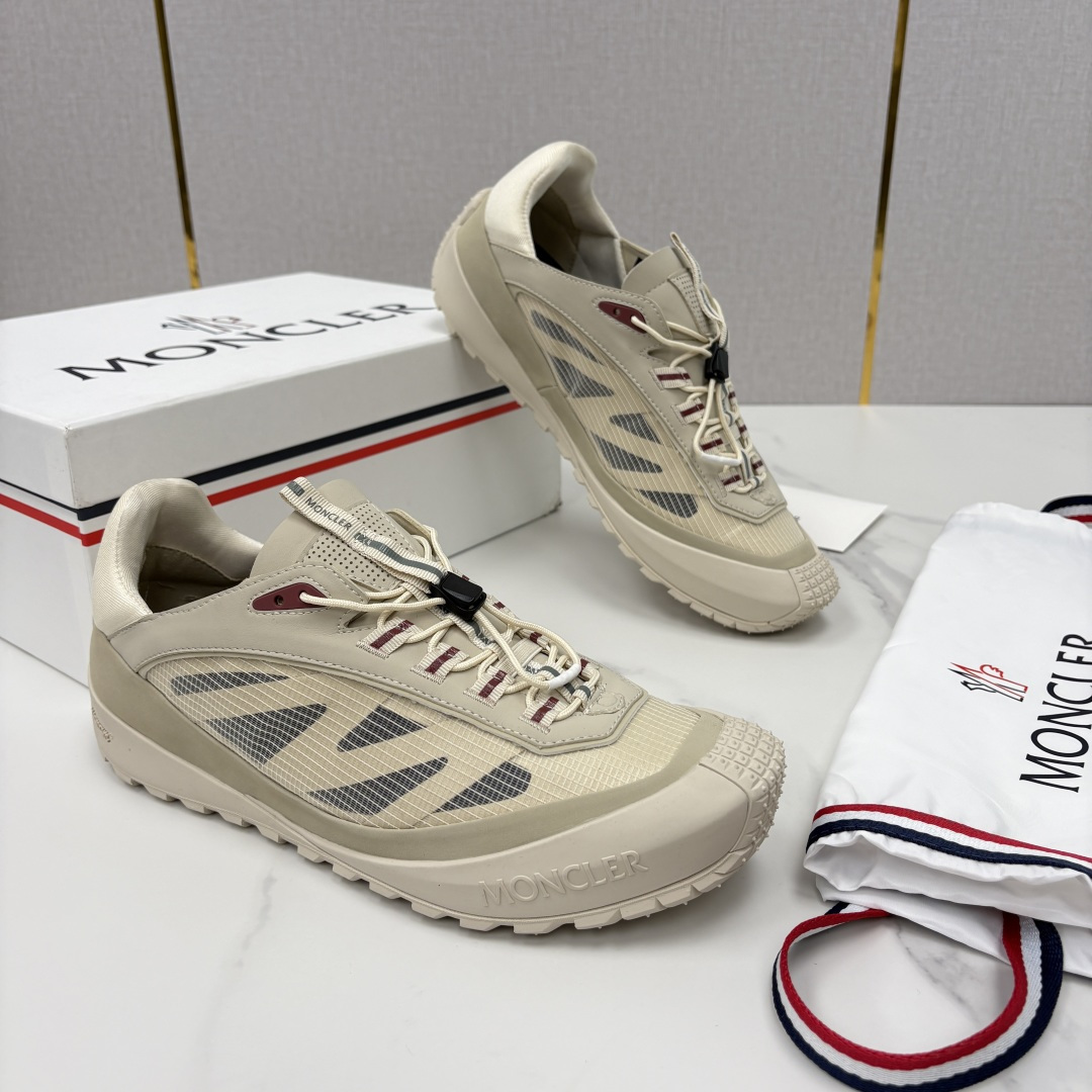 💋💍Moncle*   蒙-口   新品上新  男士运动鞋   官方 此款套穿式运动鞋的灵感源自品牌DN