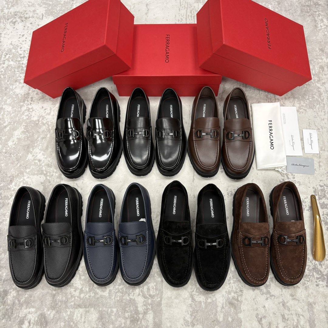 💋💍SF家新品  菲拉～Ferragam*   Gancini扣饰莫卡辛鞋  官方 7,800   男士