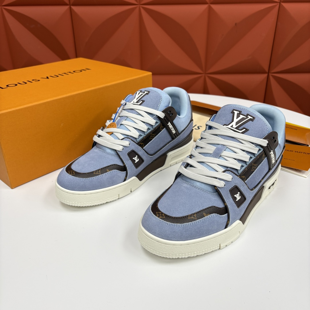 💋💍L家新品  L*V  路易～当季新品上架  TRAINER 系列运动鞋   官方 10,200  本