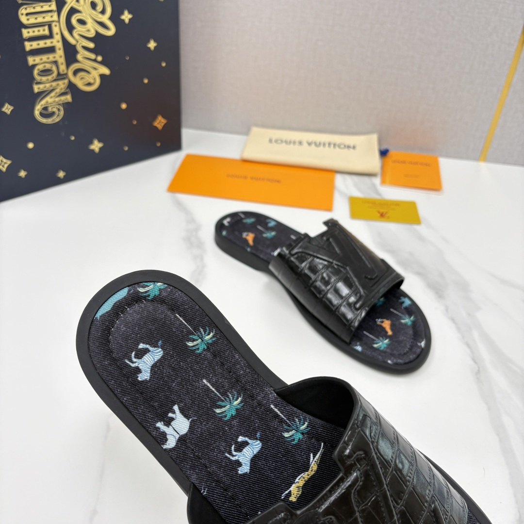 💋💍L家夏季新品  路易-威登    L*V  PORTOFINO 凉拖   官方   7,050   