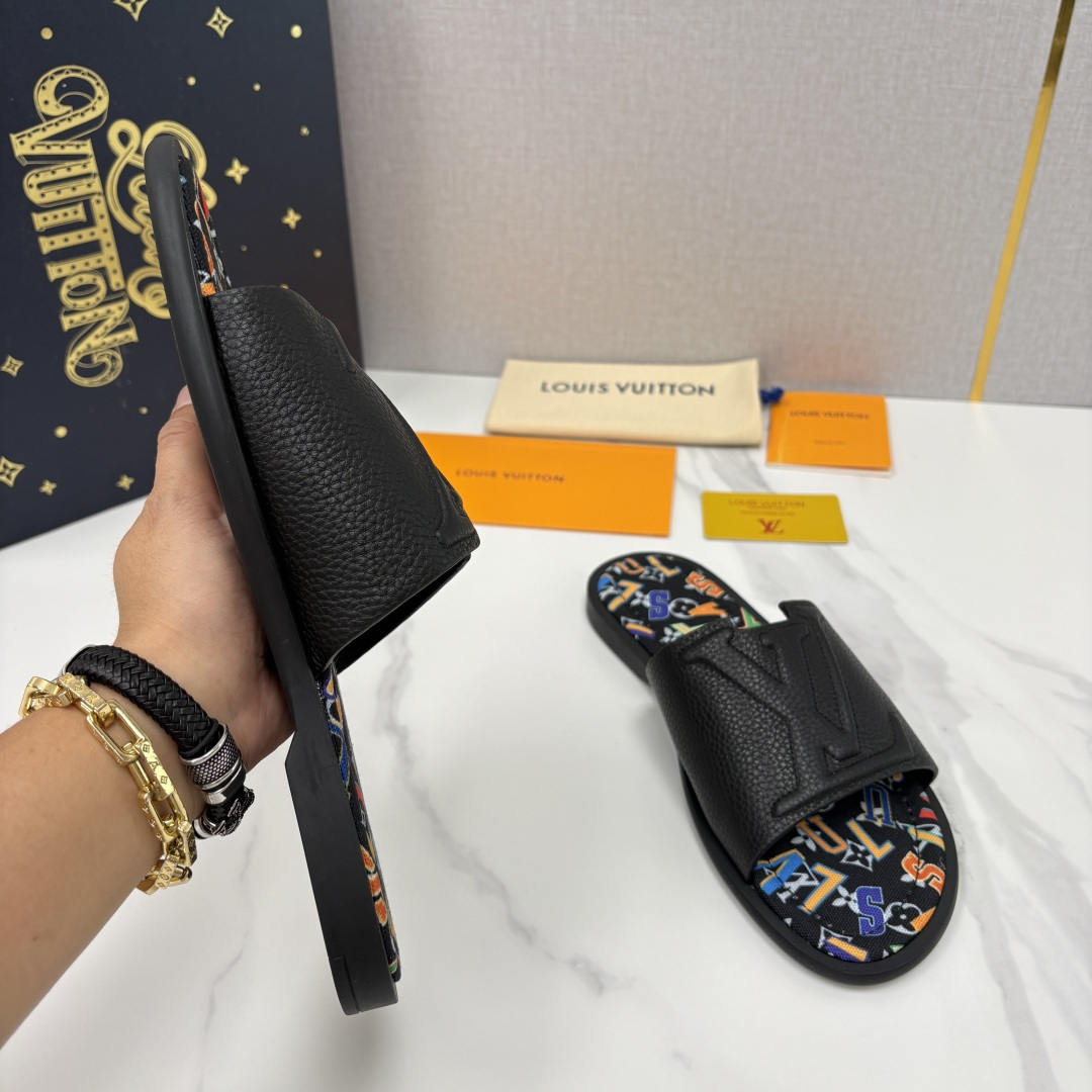 💋💍L家夏季新品  路易-威登    L*V  PORTOFINO 凉拖   官方   7,050   