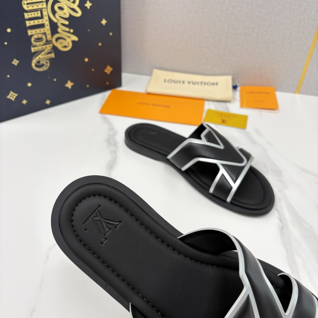 💋💍L家夏季新品  路易-威登    L*V  PORTOFINO 凉拖   官方   7,050   