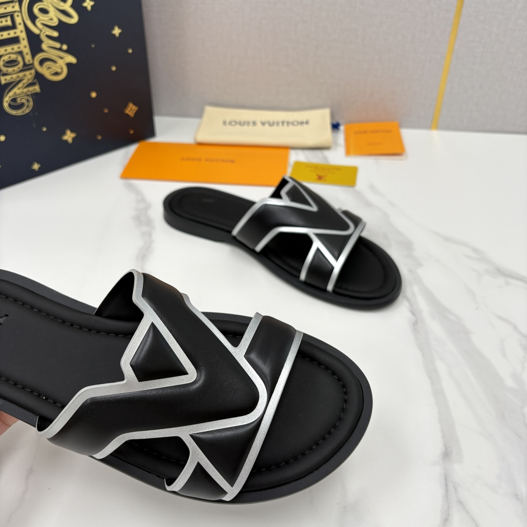 💋💍L家夏季新品  路易-威登    L*V  PORTOFINO 凉拖   官方   7,050   