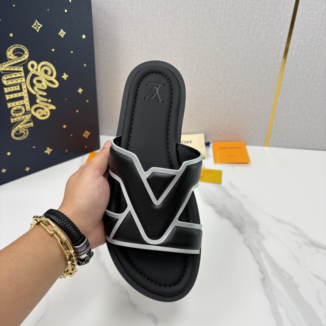 💋💍L家夏季新品  路易-威登    L*V  PORTOFINO 凉拖   官方   7,050   